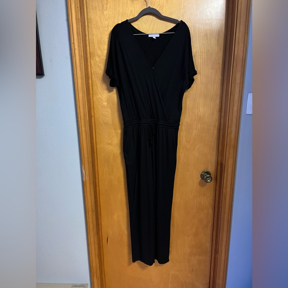 ❤️Chelsea 28 Black Jumpsuit with pockets elastic tie waist straight leg Size MP - Picture 2 of 9